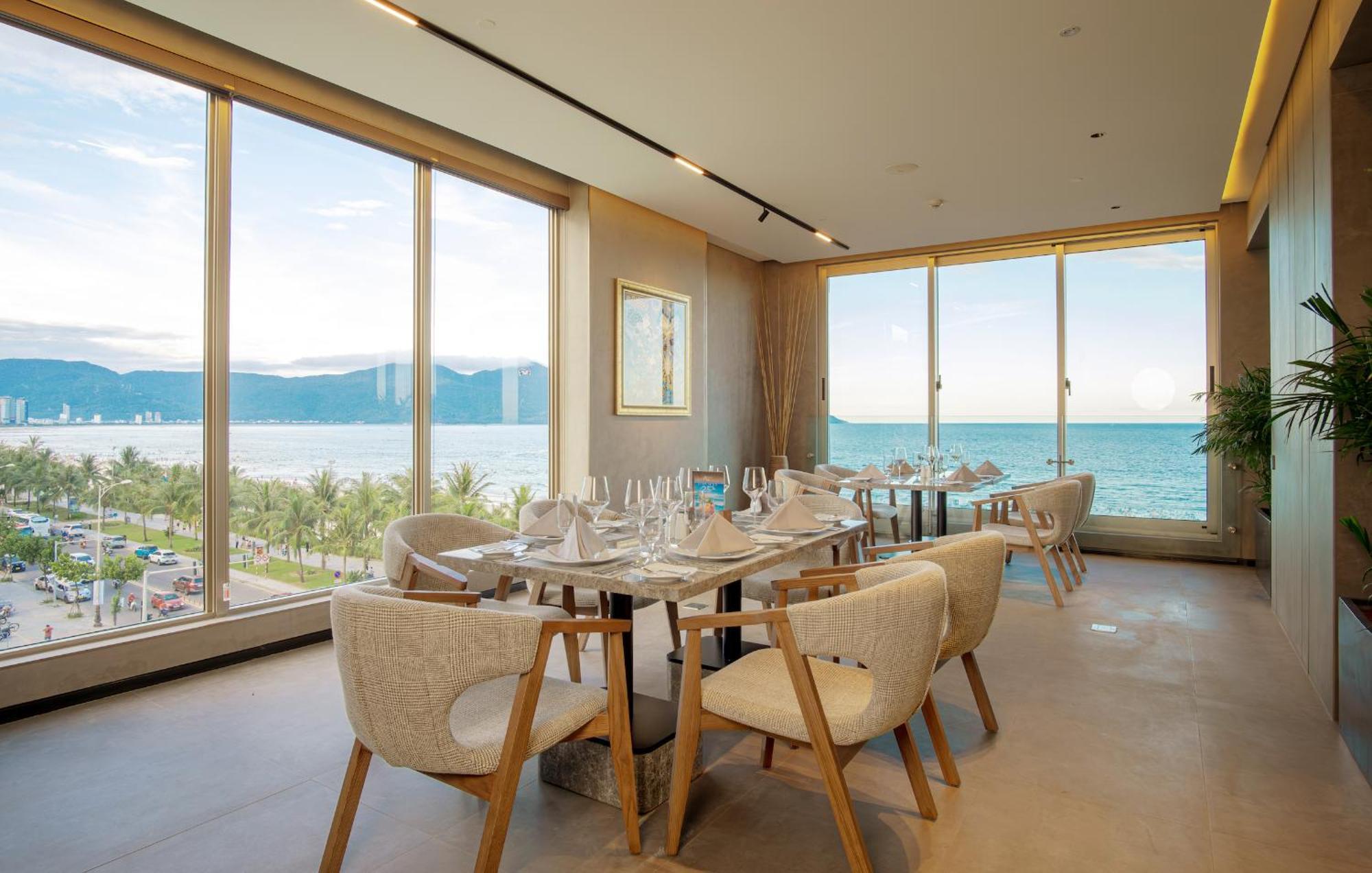 M Hotel Danang 外观 照片 The restaurant