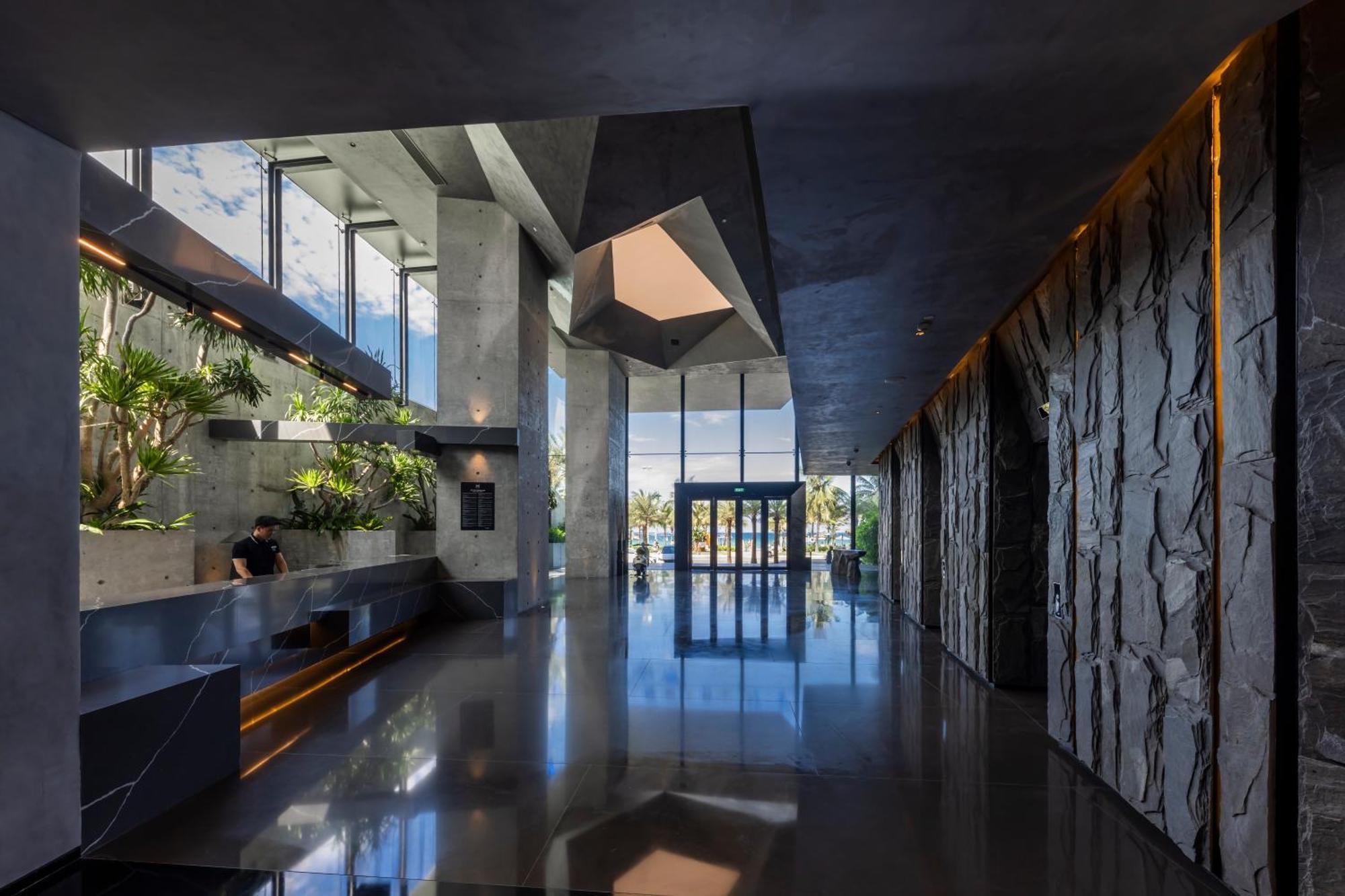 M Hotel Danang 外观 照片 Interior of the hotel