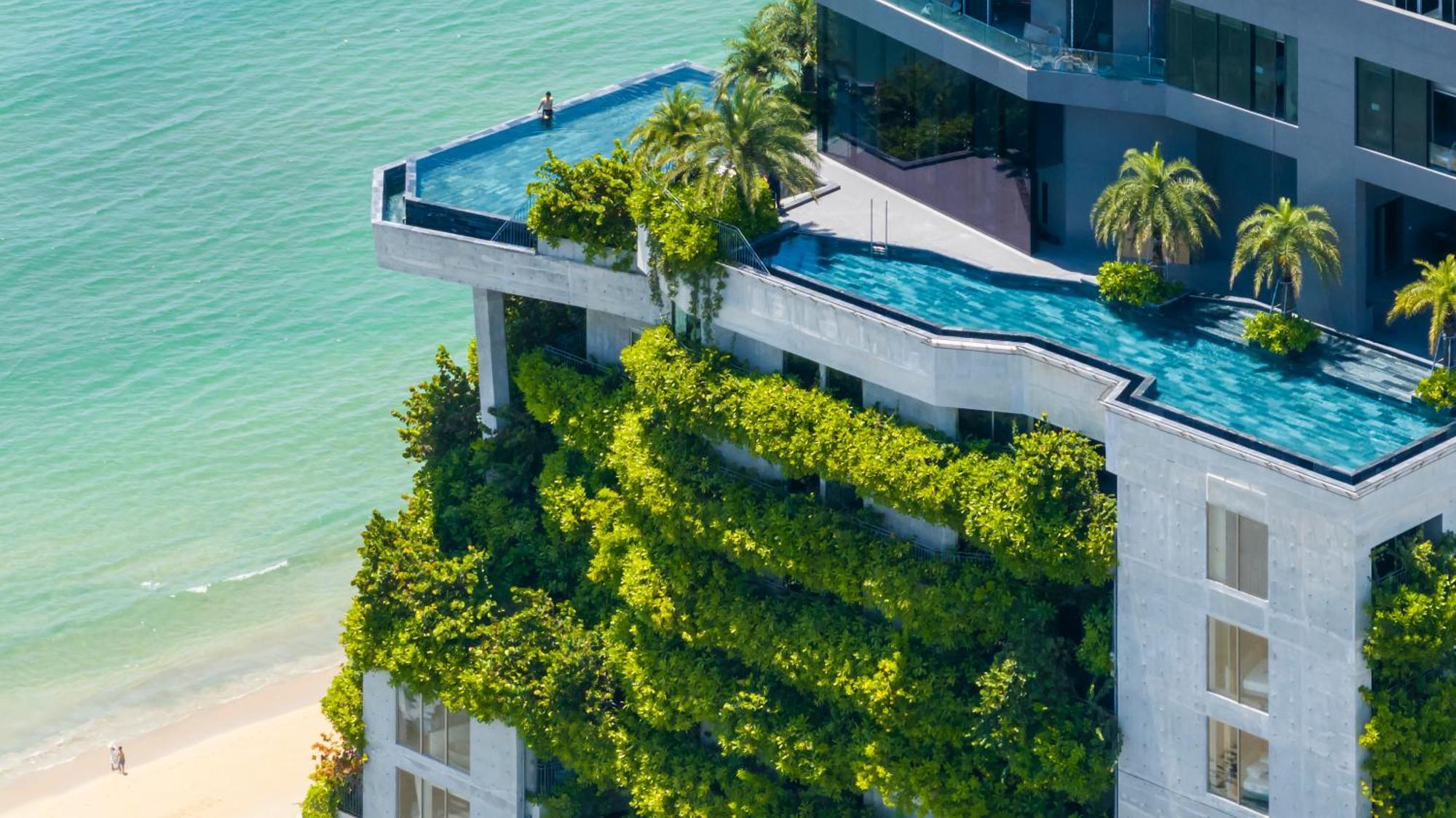 M Hotel Danang 外观 照片 The rooftop garden